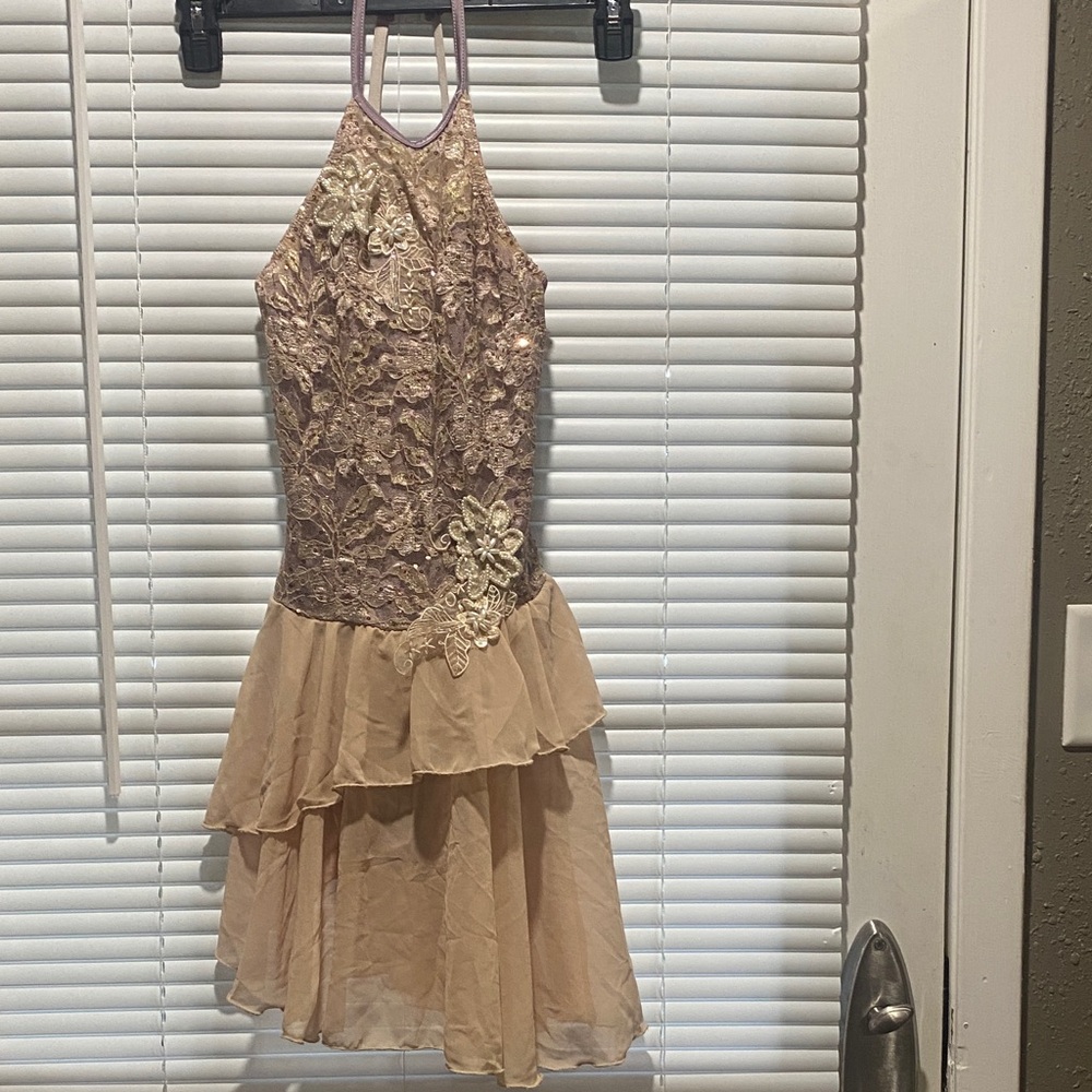 Chic Lace Halter Bodysuit in Tan and Cream